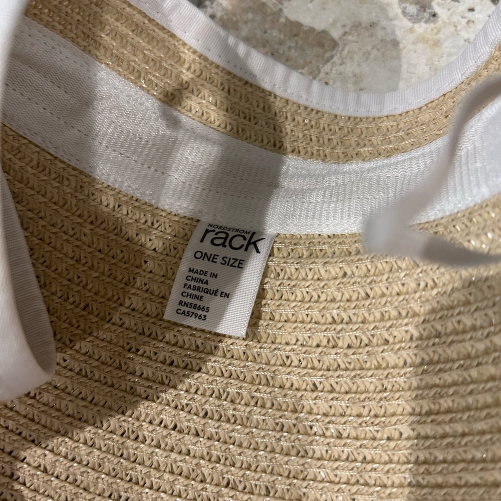 Foldable Tan Sun Visor - Picture 4 of 4